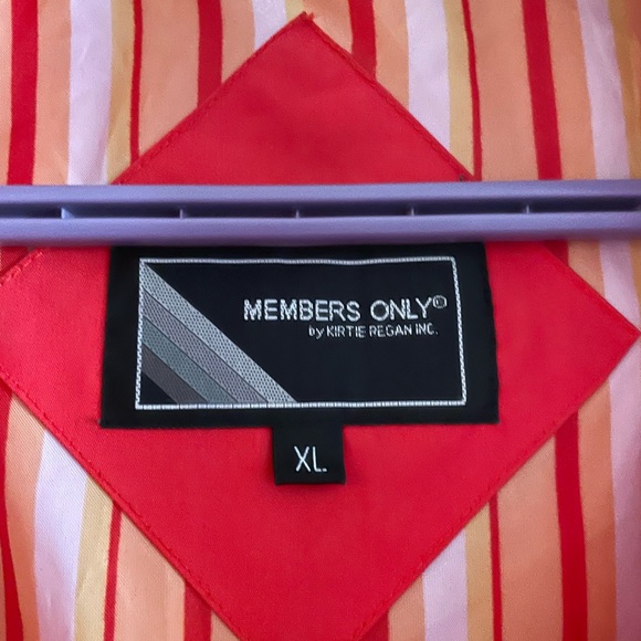 Red Members Only Jacket Unisex - Picture 3 of 10